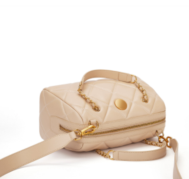 Diamond Stitched Crossbody Handbag - MELANGE&KITSCH